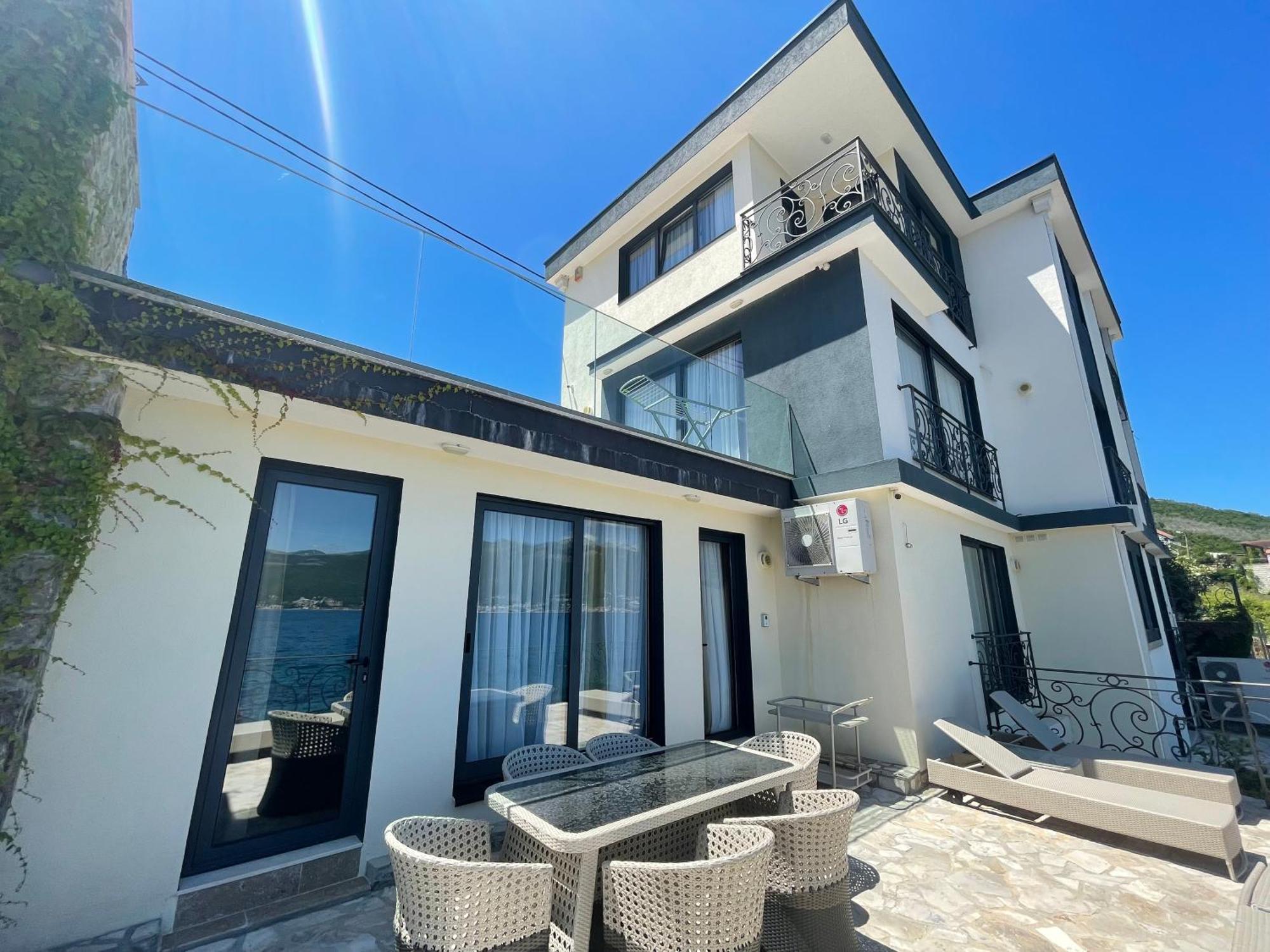 Beachfront Villa Pearl Of Adria Krasići Ngoại thất bức ảnh